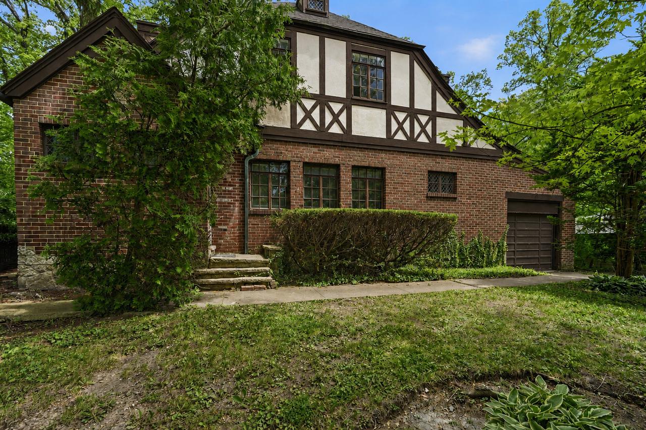 3107 Dato Ave., Highland Park, IL 60035