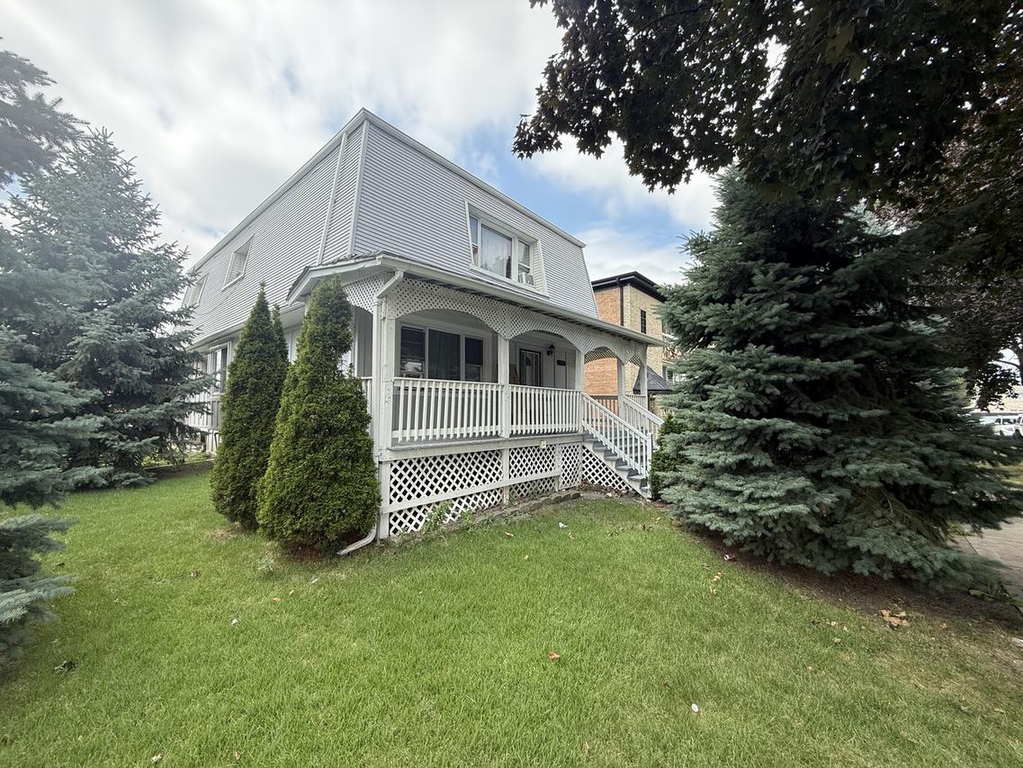 1402 N 16th Ave., Melrose Park, IL 60160
