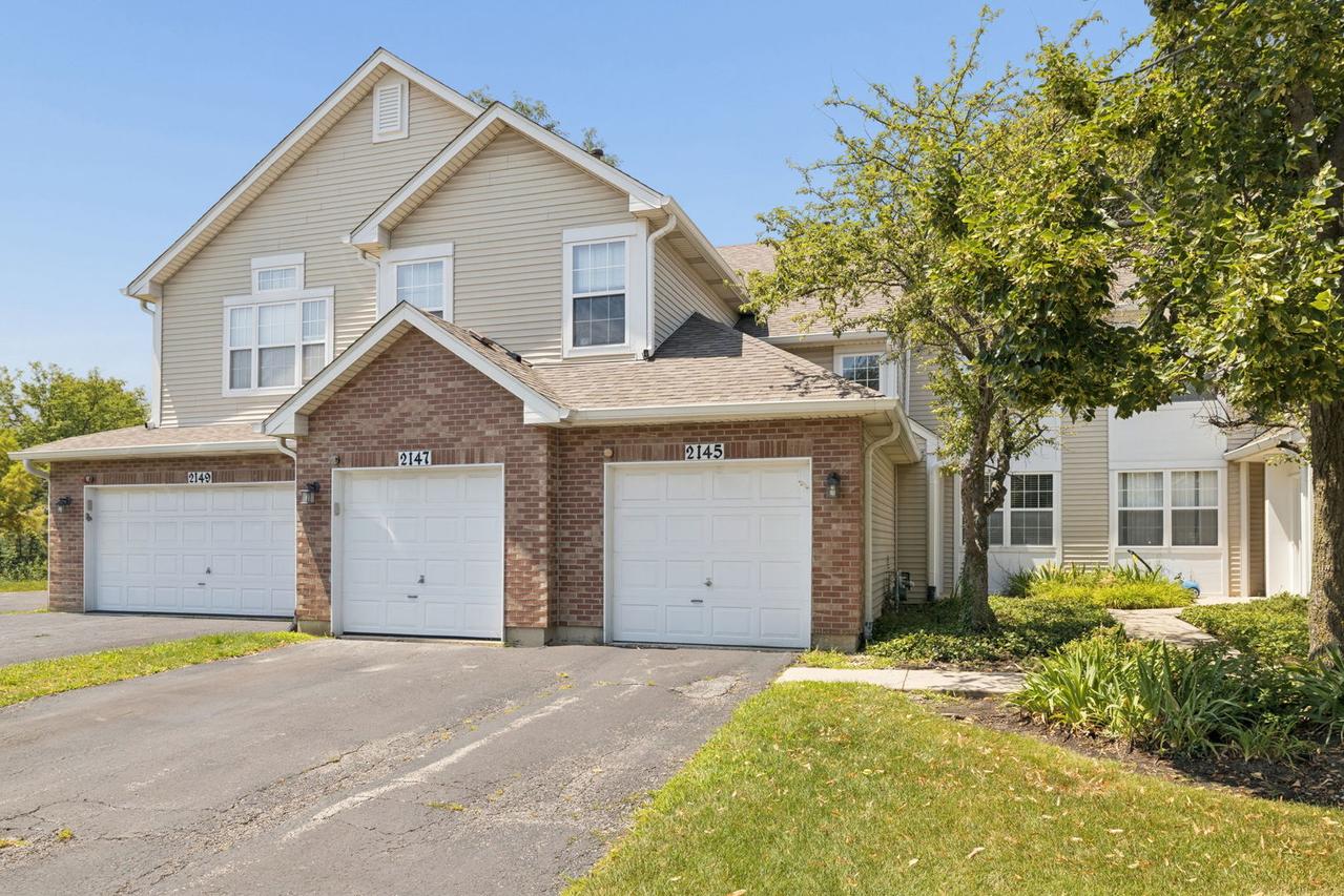 2147 Fulham Dr., Naperville, IL 60564