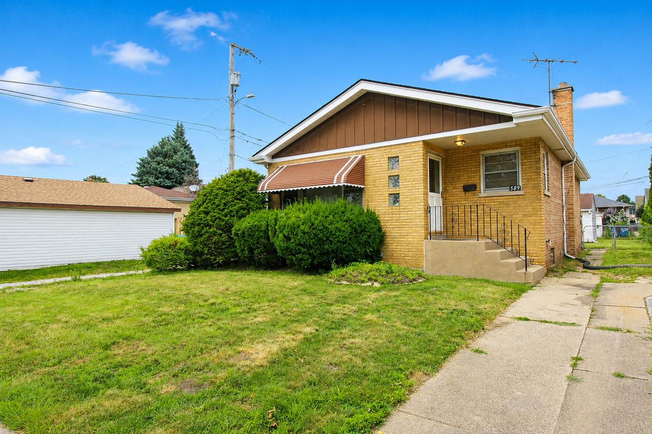 589 Buffalo Ave., Calumet City, IL 60409