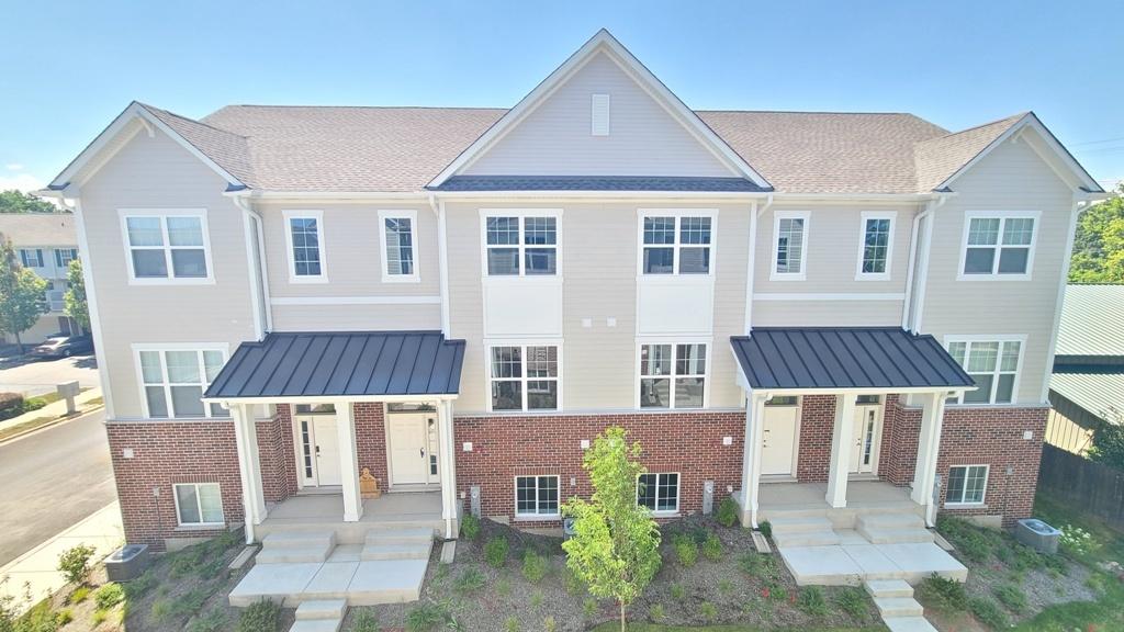 182 Lilah Ct., Des Plaines, IL 60016