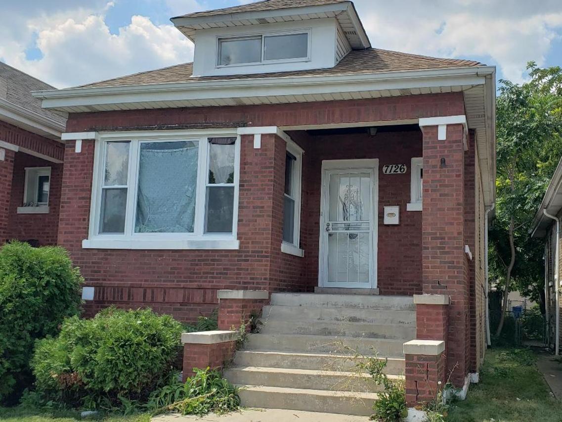 7126 S Claremont Ave., Chicago, IL 60636