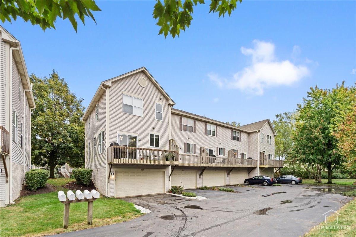 530 Littleton Tr., Elgin, IL 60120