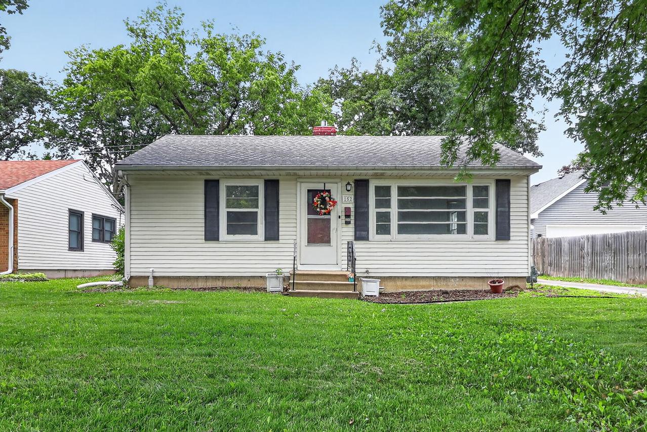 152 Tilton Park Dr., Dekalb, IL 60115