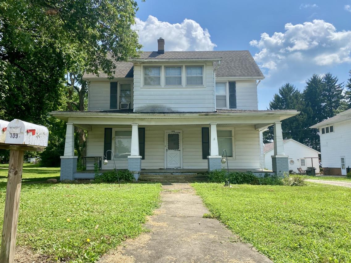 109 W Madison St., Philo, IL 61864