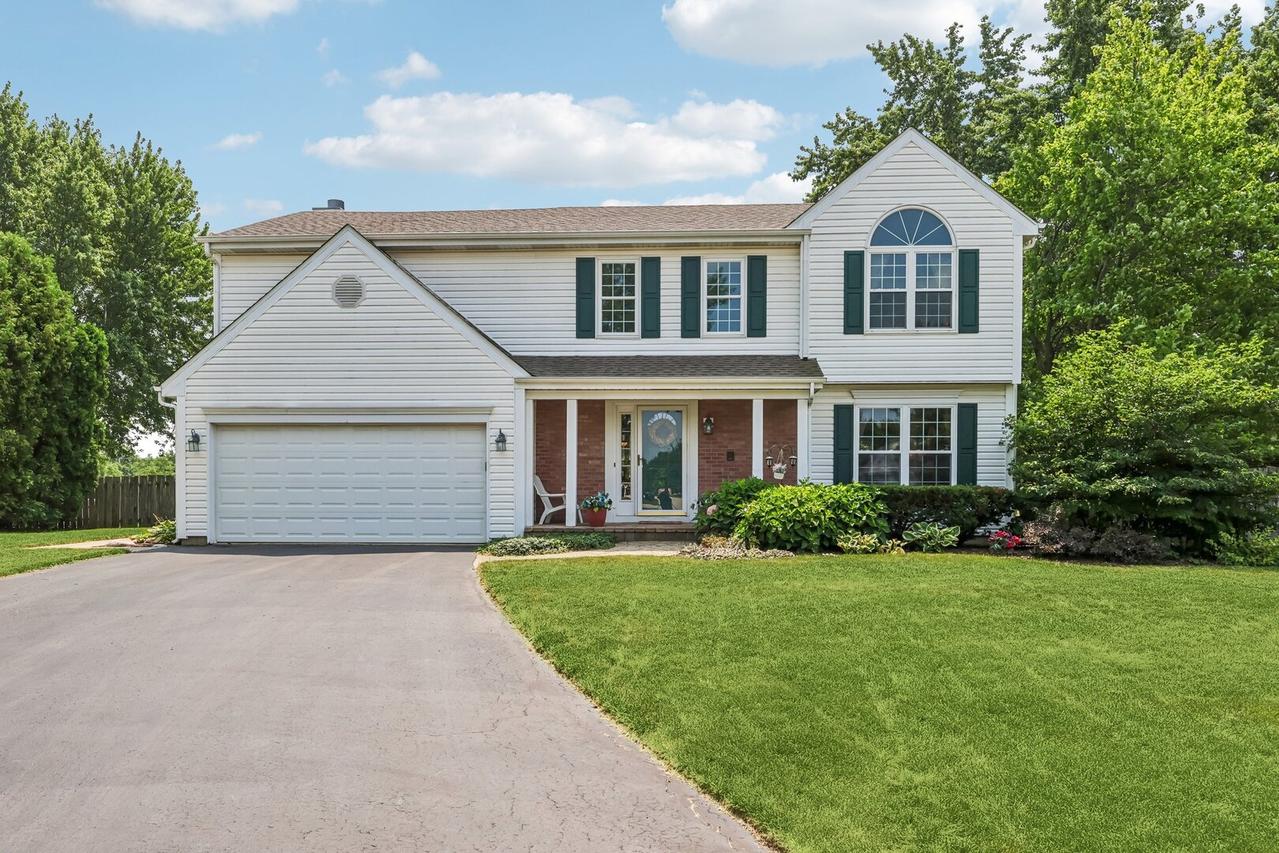 620 Waterford Dr., Lake Zurich, IL 60047