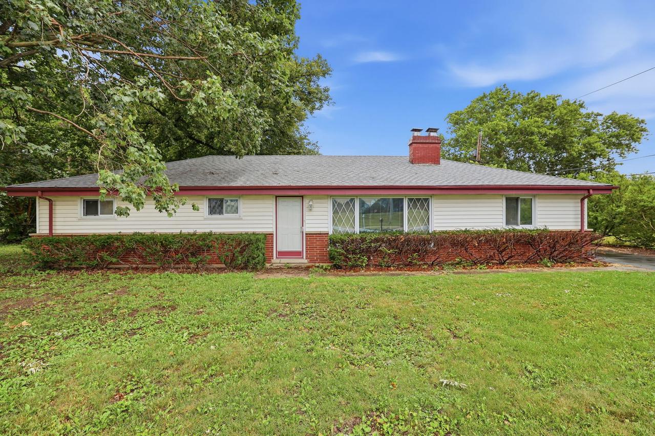 608 E Camp Mcdonald Rd., Prospect Heights, IL 60070