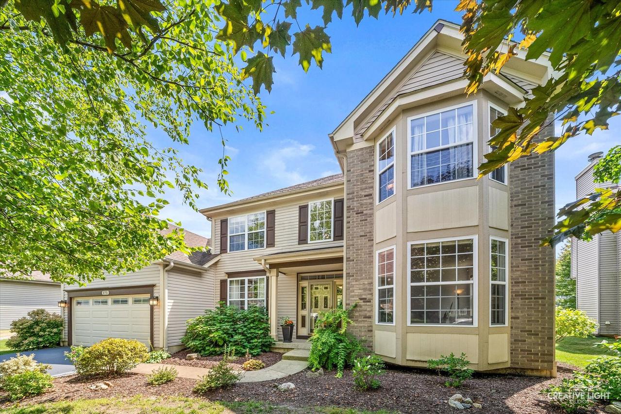 275 Hampton Rd., Sugar Grove, IL 60554