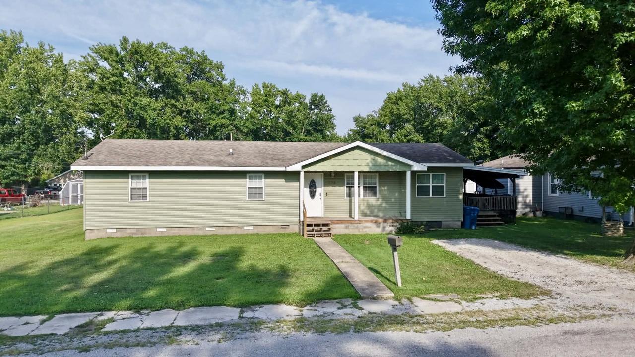 508 N Ward St., Benton, IL 62812