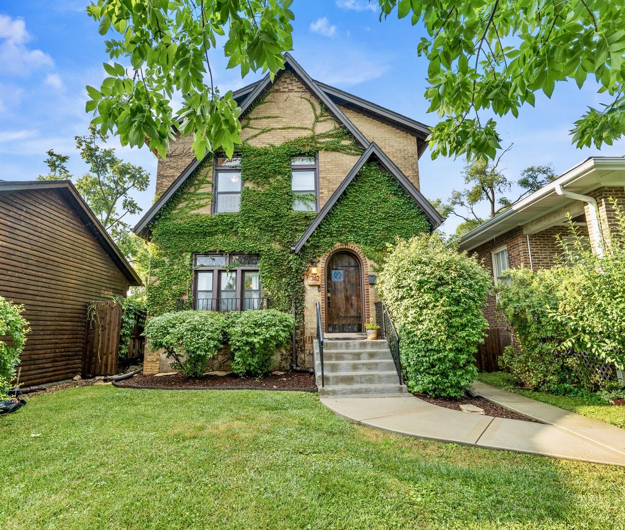 1742 W 106th St., Chicago, IL 60643