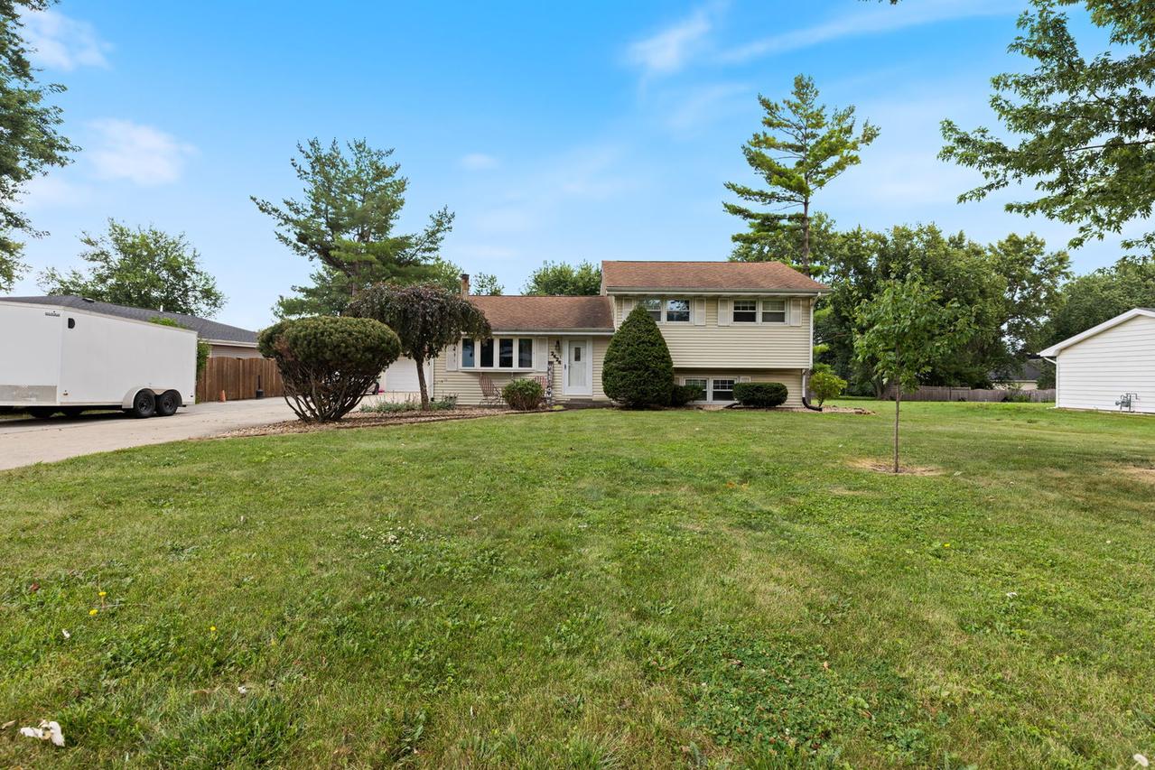 2424 Hel Mar Ln., Joliet, IL 60431