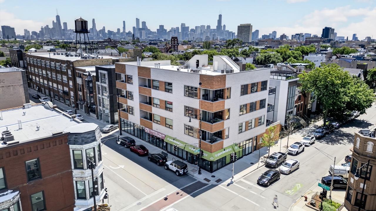 1555 N Wood St. #403, Chicago, IL 60622