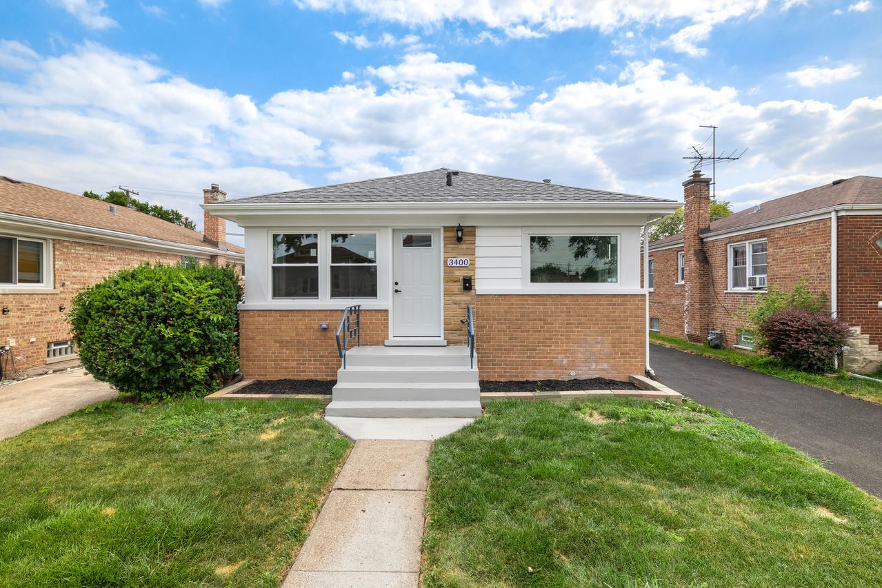 3400 Monroe St., Bellwood, IL 60104