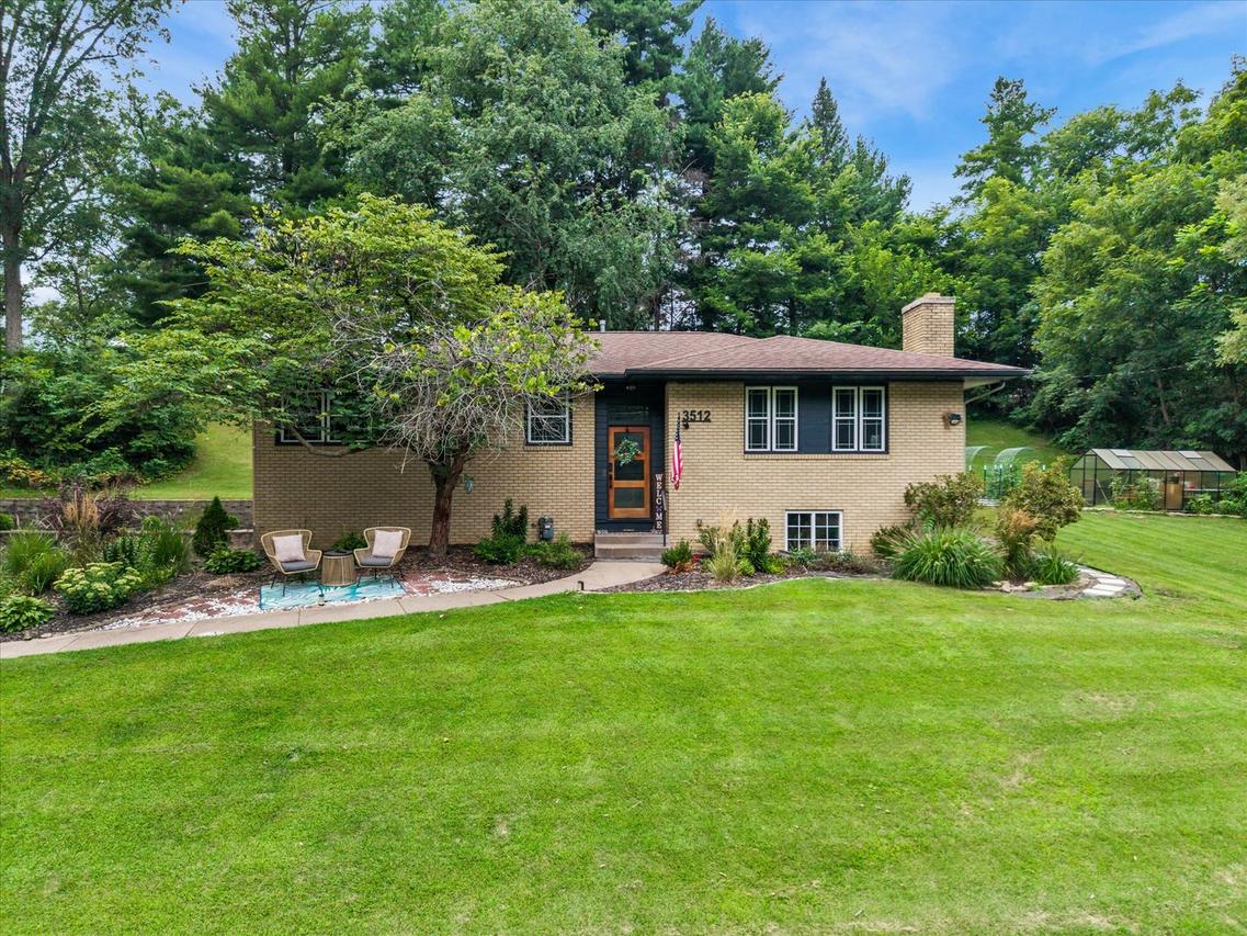 3512 38th St., Rock Island, IL 61201