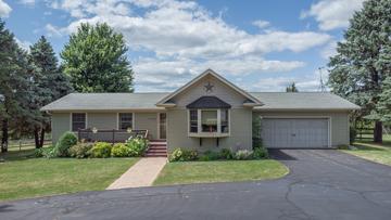 New Homes with Master Bedrooms on the 1st Floor in Lake Carroll: July 25th to July 31st