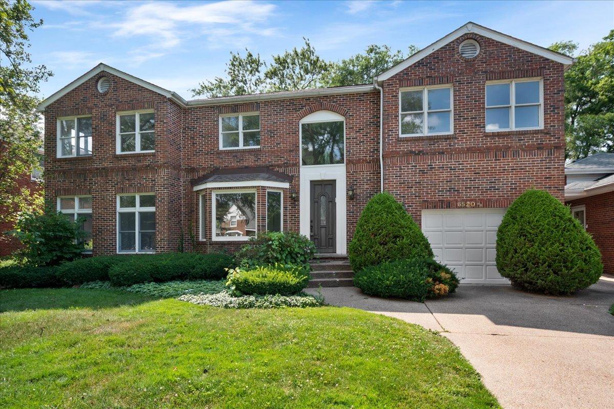 6520 N Christiana Ave., Lincolnwood, IL 60712