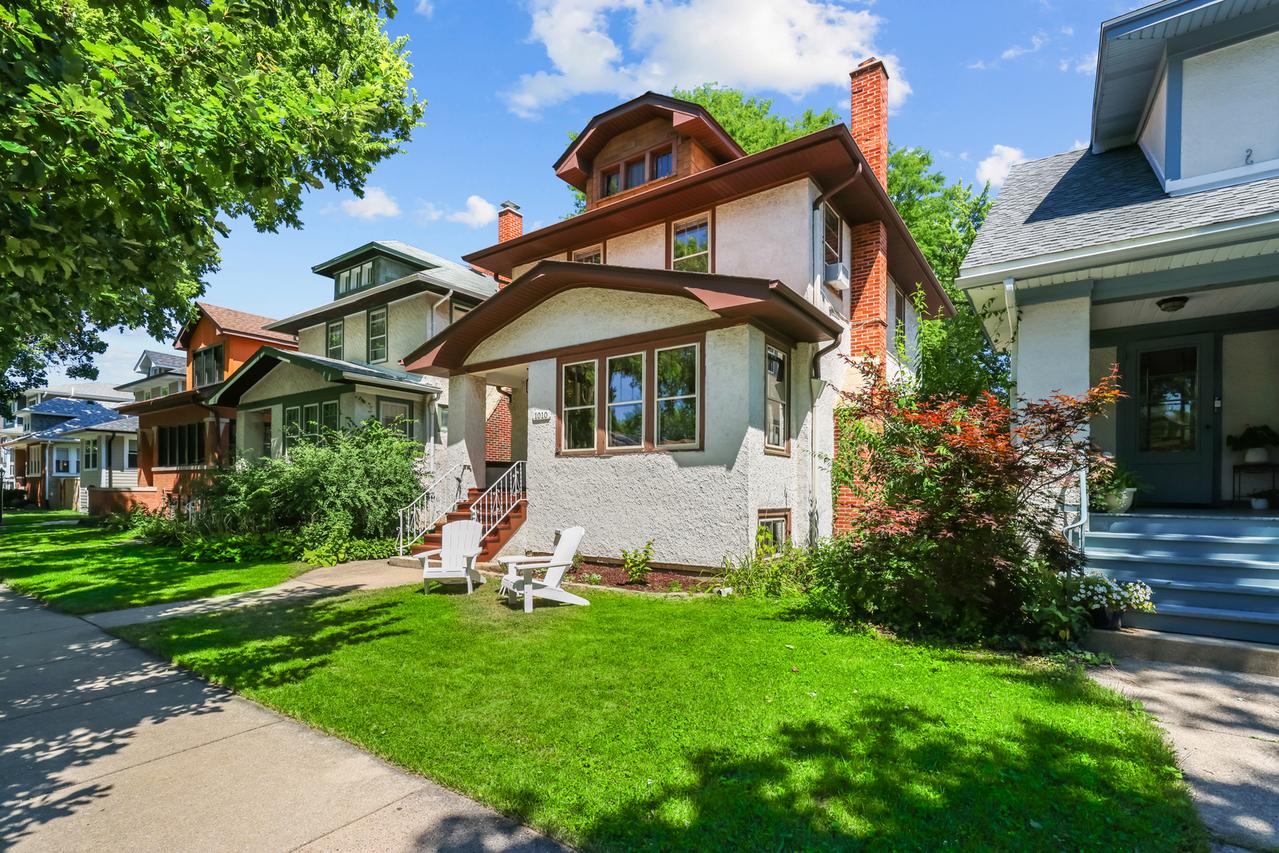 1010 N Lombard Ave., Oak Park, IL 60302