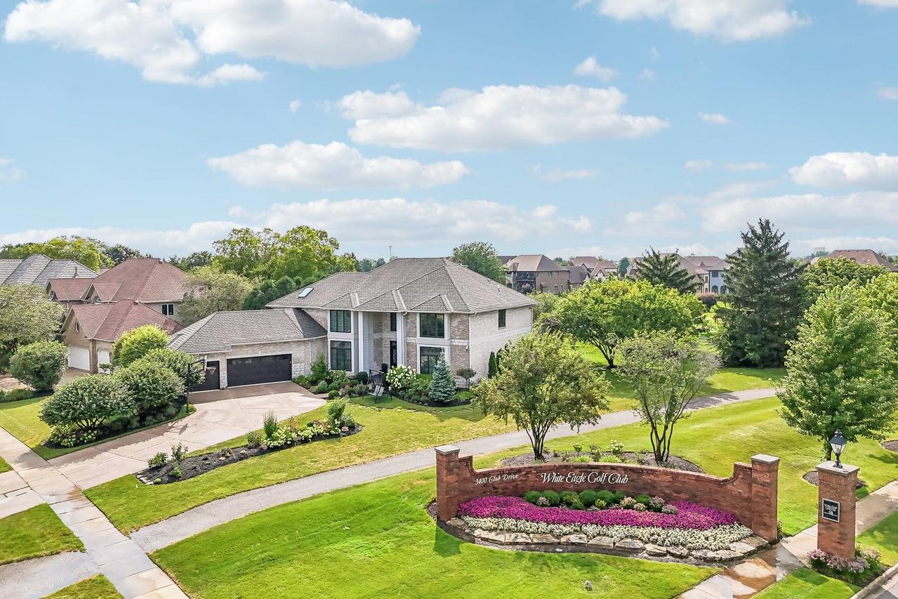 3303 White Eagle Dr., Naperville, IL 60564
