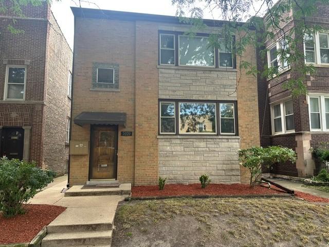 5020 N California Ave., Chicago, IL 60625