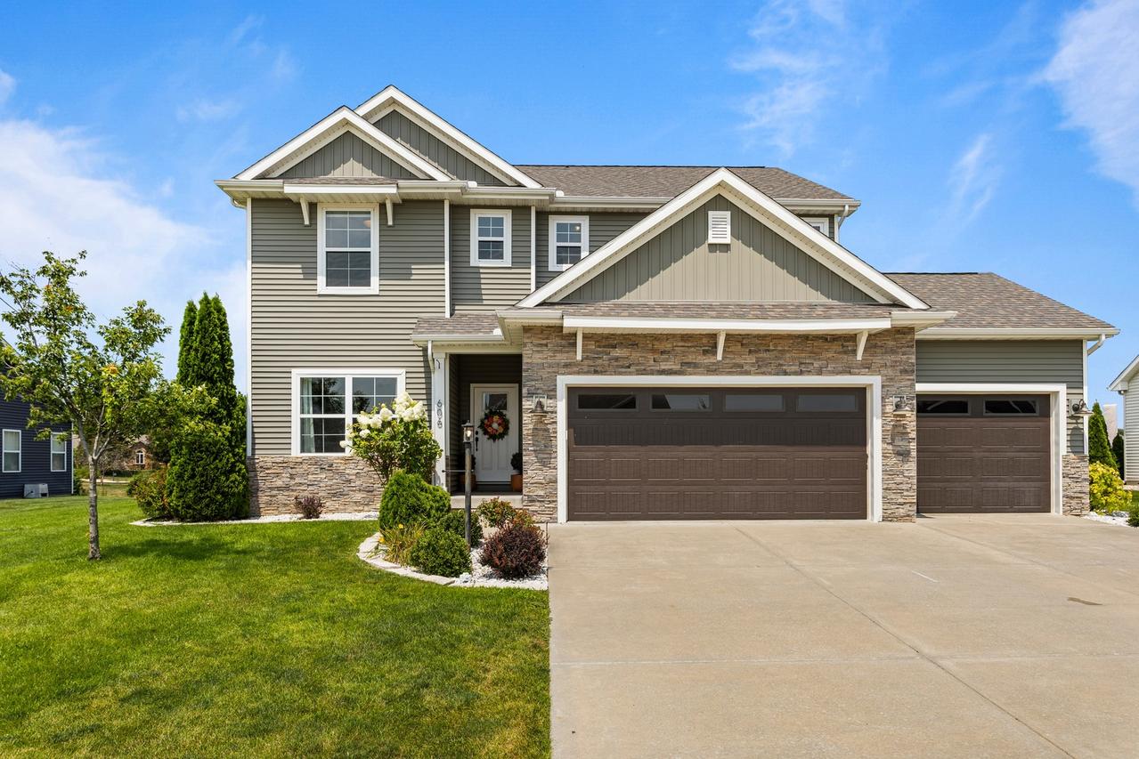 606 Weldon Springs Rd., Monticello, IL 61856