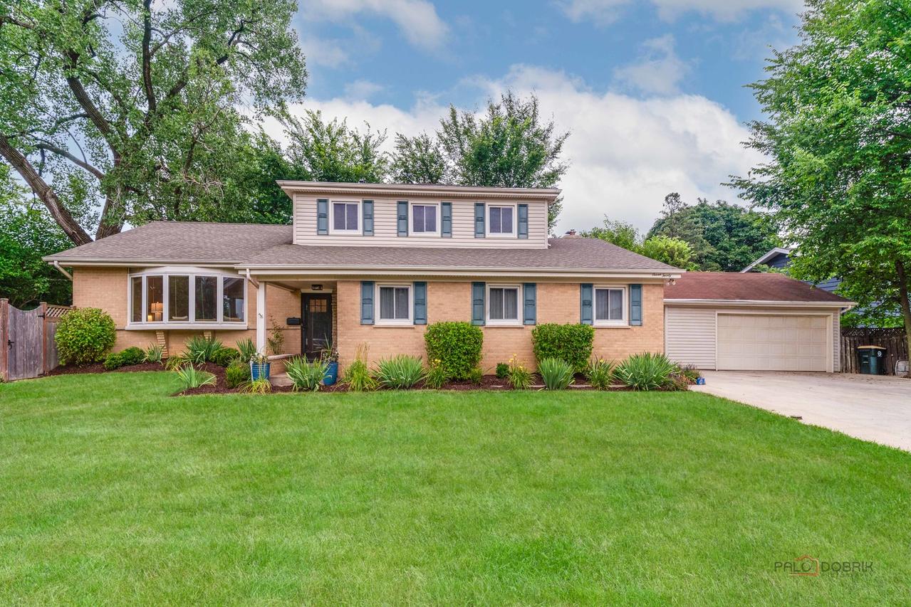 720 S Butterfield Rd., Libertyville, IL 60048