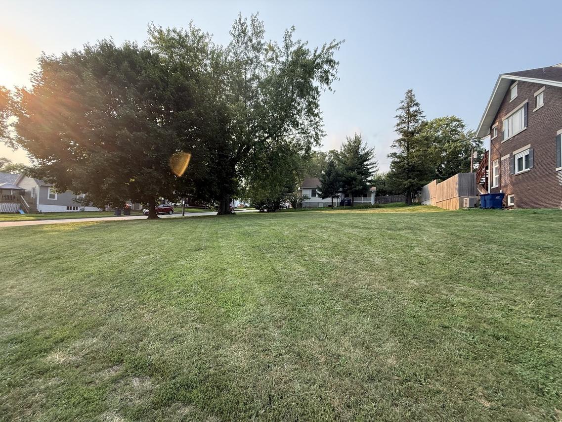 109 4th St., Lasalle, IL 61301