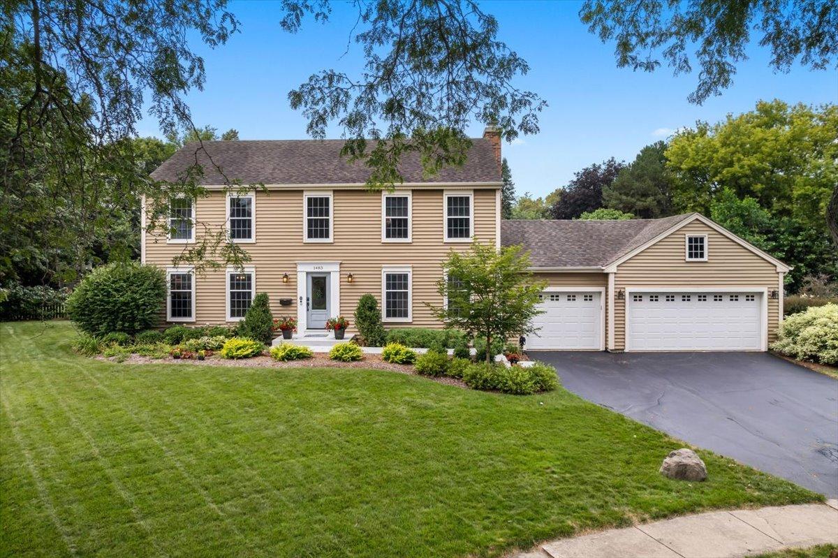 1483 Allen Ln., St. Charles, IL 60174