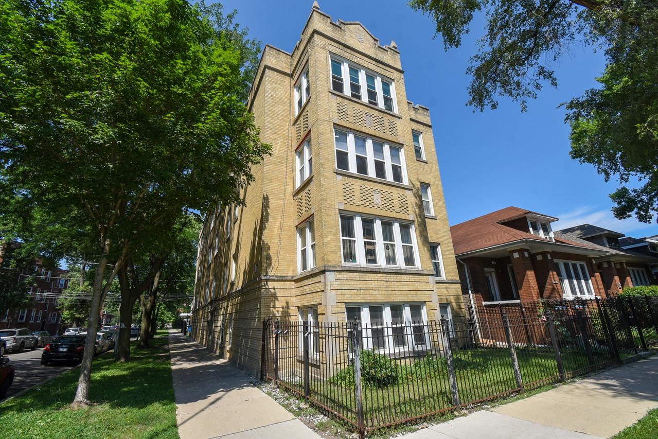 3104 W Argyle St. #1, Chicago, IL 60625