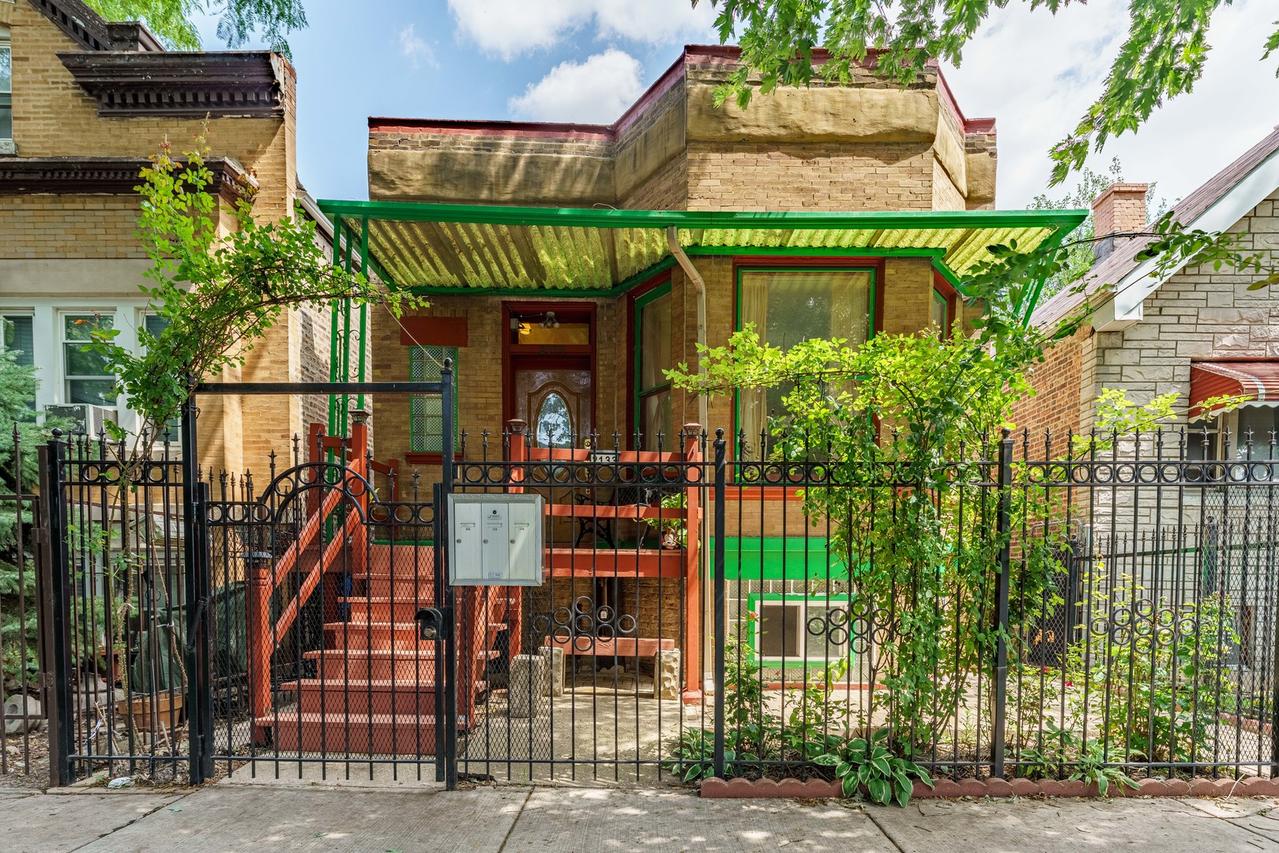 2133 S Trumbull Ave., Chicago, IL 60623