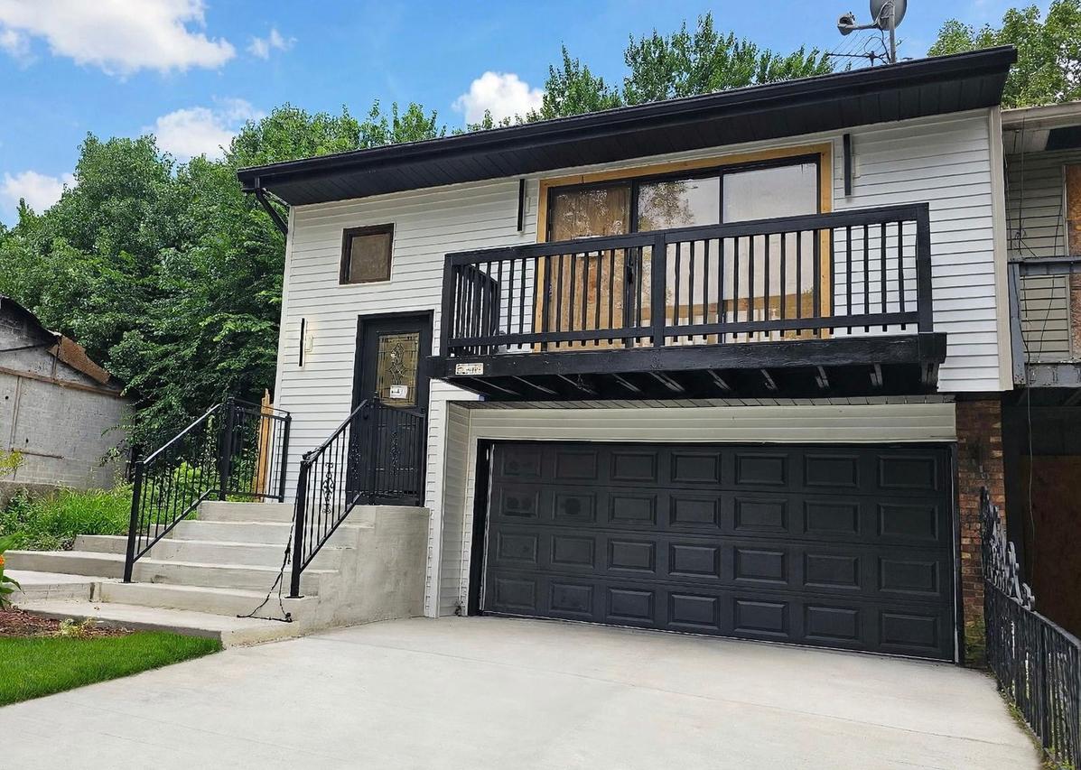 21764 Carol Ave., Sauk Village, IL 60411