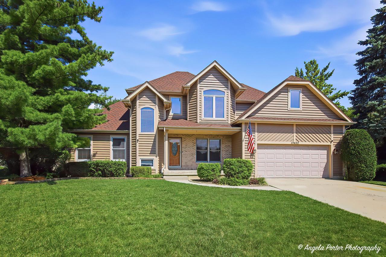 17452 W Meadowbrook Dr., Grayslake, IL 60030
