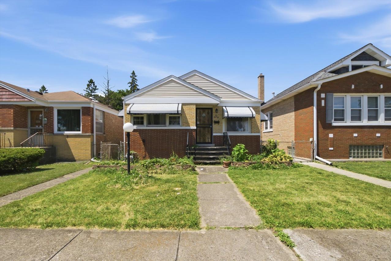 624 Marshall Ave., Bellwood, IL 60104