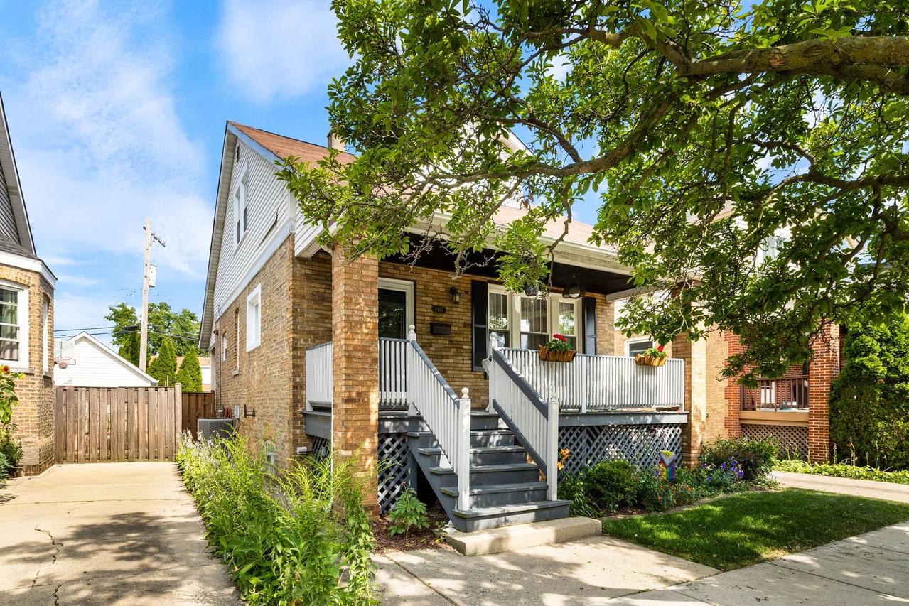 6465 N Newland Ave., Chicago, IL 60631