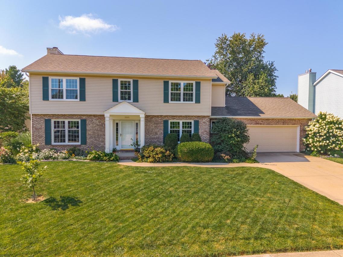 3205 Dorset Ct., Bloomington, IL 61704
