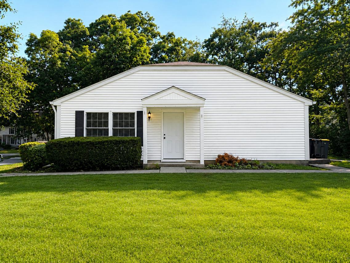 76 Bright Oaks Cir., Cary, IL 60013