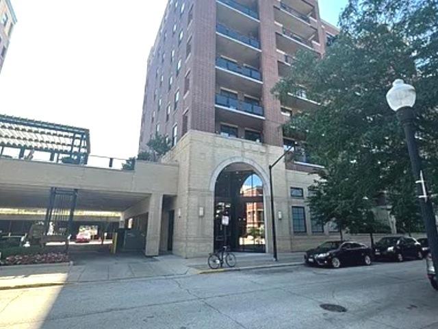 833 W 15th Pl. #814, Chicago, IL 60608