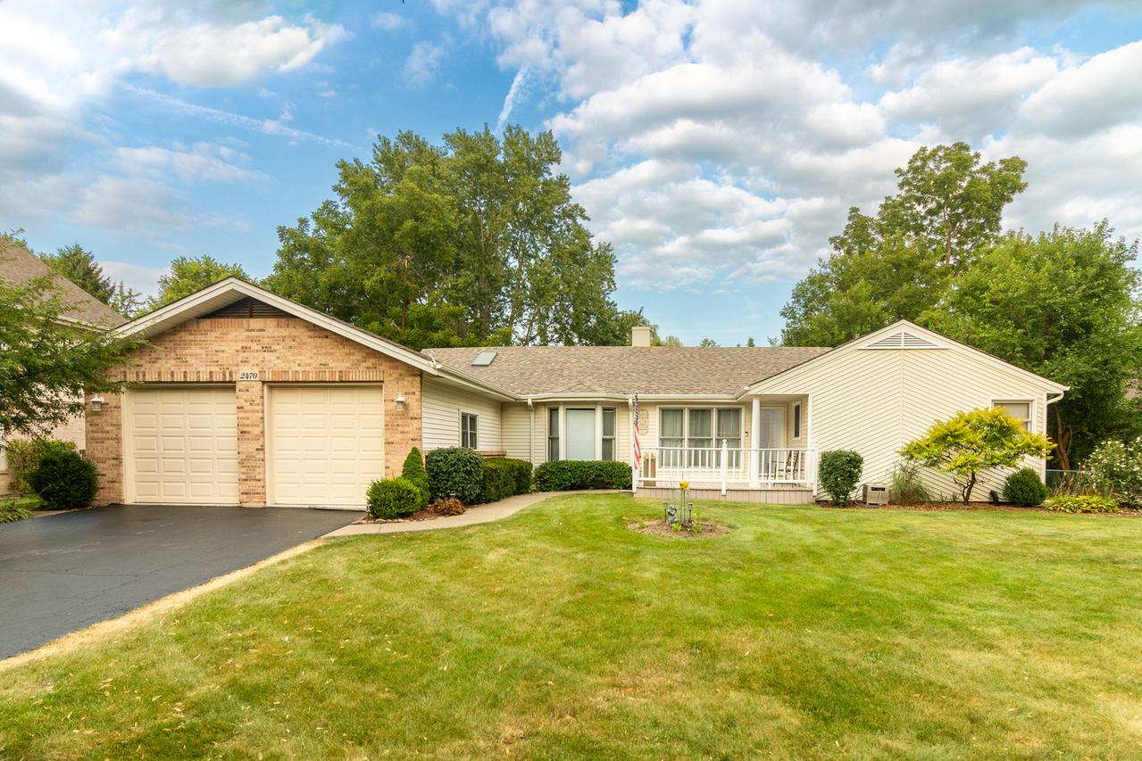 2470 Benton St., Palatine, IL 60067