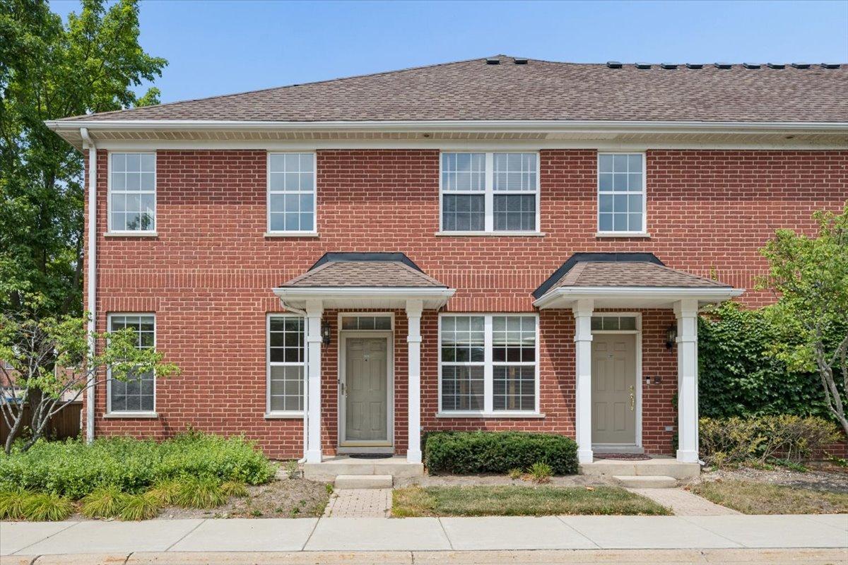 2351 Crystal Rd., Northbrook, IL 60062