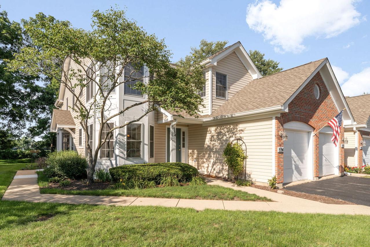 532 Bradbury Ln., Geneva, IL 60134