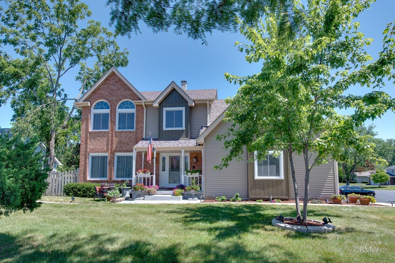 855 S Bartlett Rd., Bartlett, IL 60103