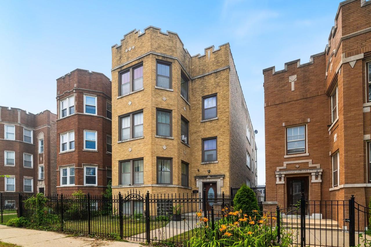 6318 N Bell Ave., Chicago, IL 60659