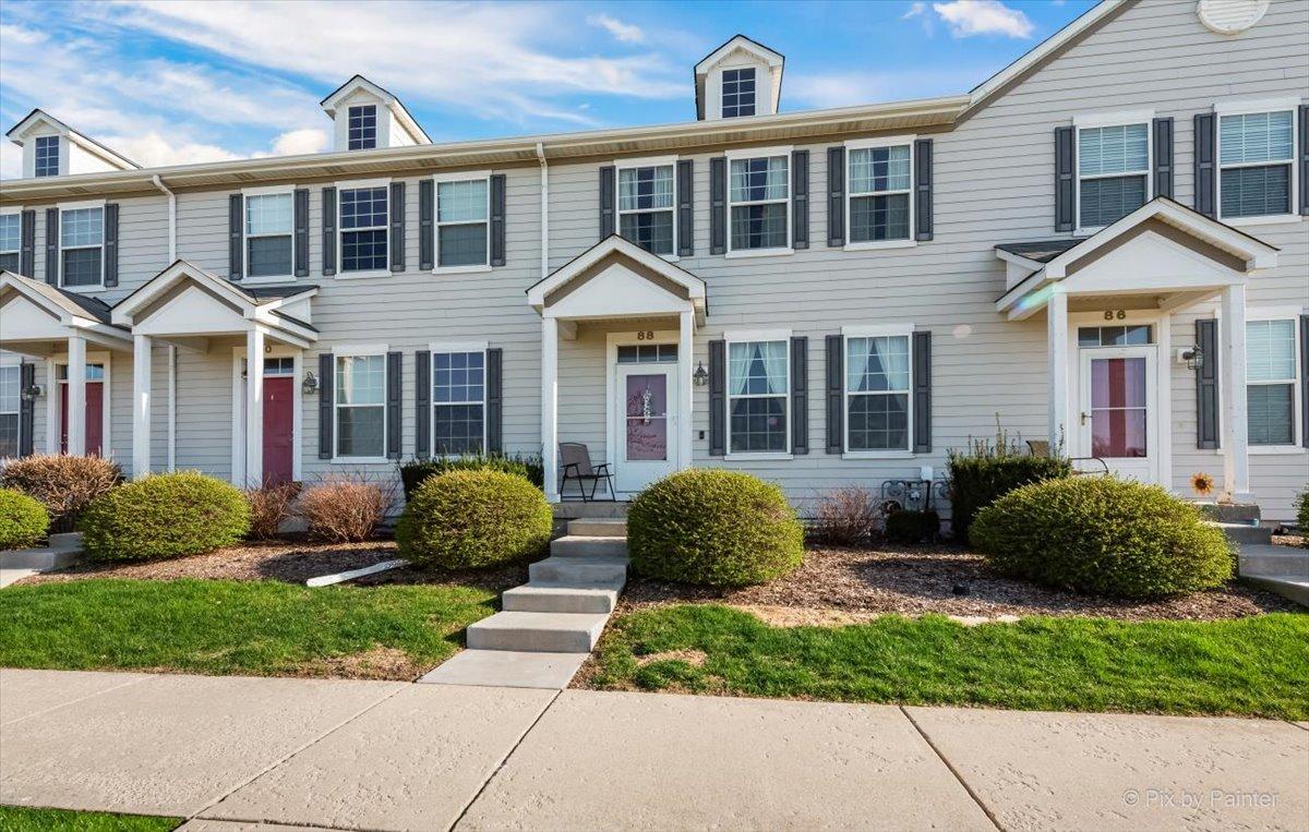 88 E South Ave., Cortland, IL 60112