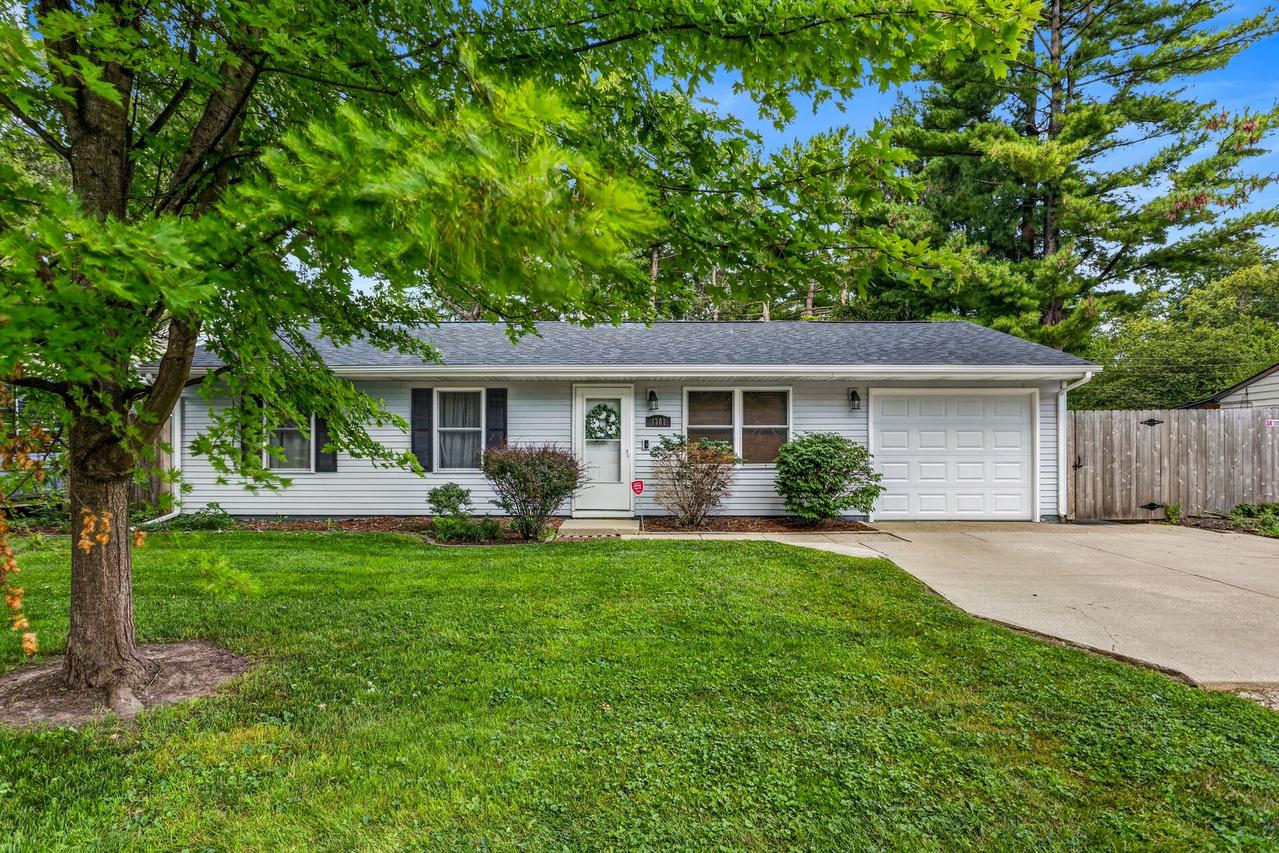 1301 Westfield Dr., Champaign, IL 61821