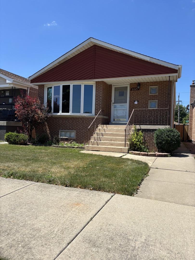 6022 S Natoma Ave., Chicago, IL 60638
