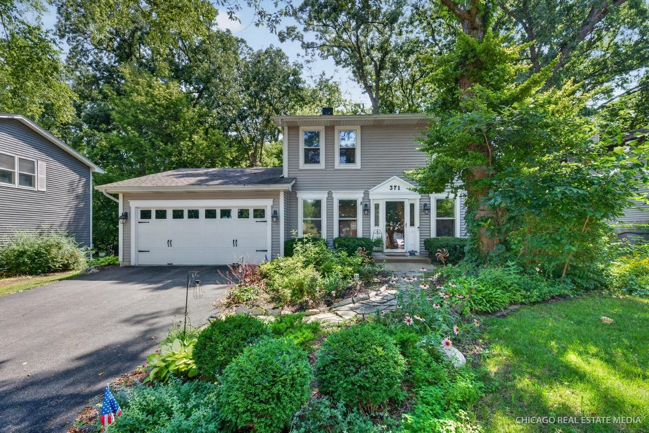 371 S Western Ave., Bartlett, IL 60103