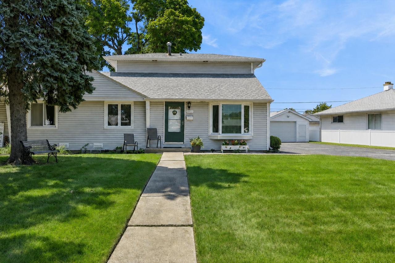 4571 W 88th St., Hometown, IL 60456