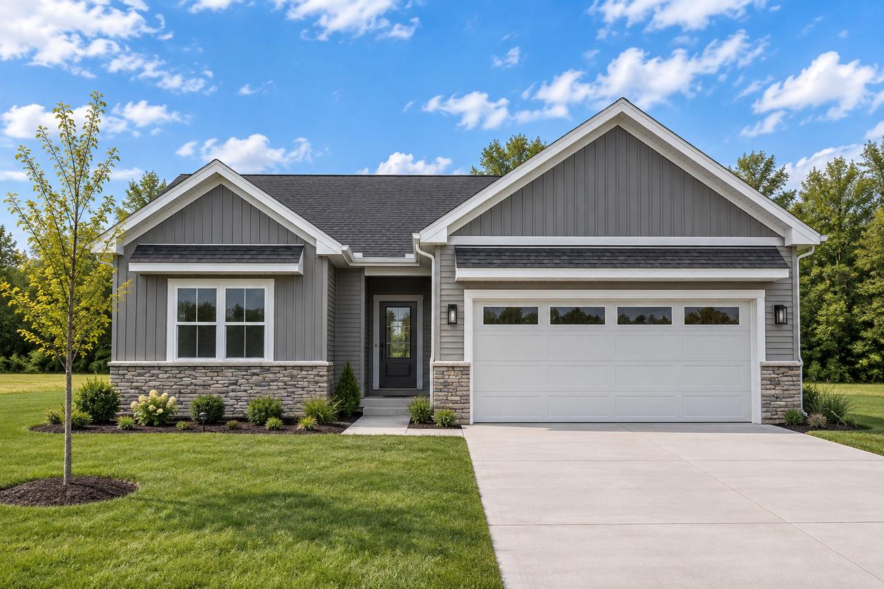 14 Meadow Dr., Monticello, IL 61856