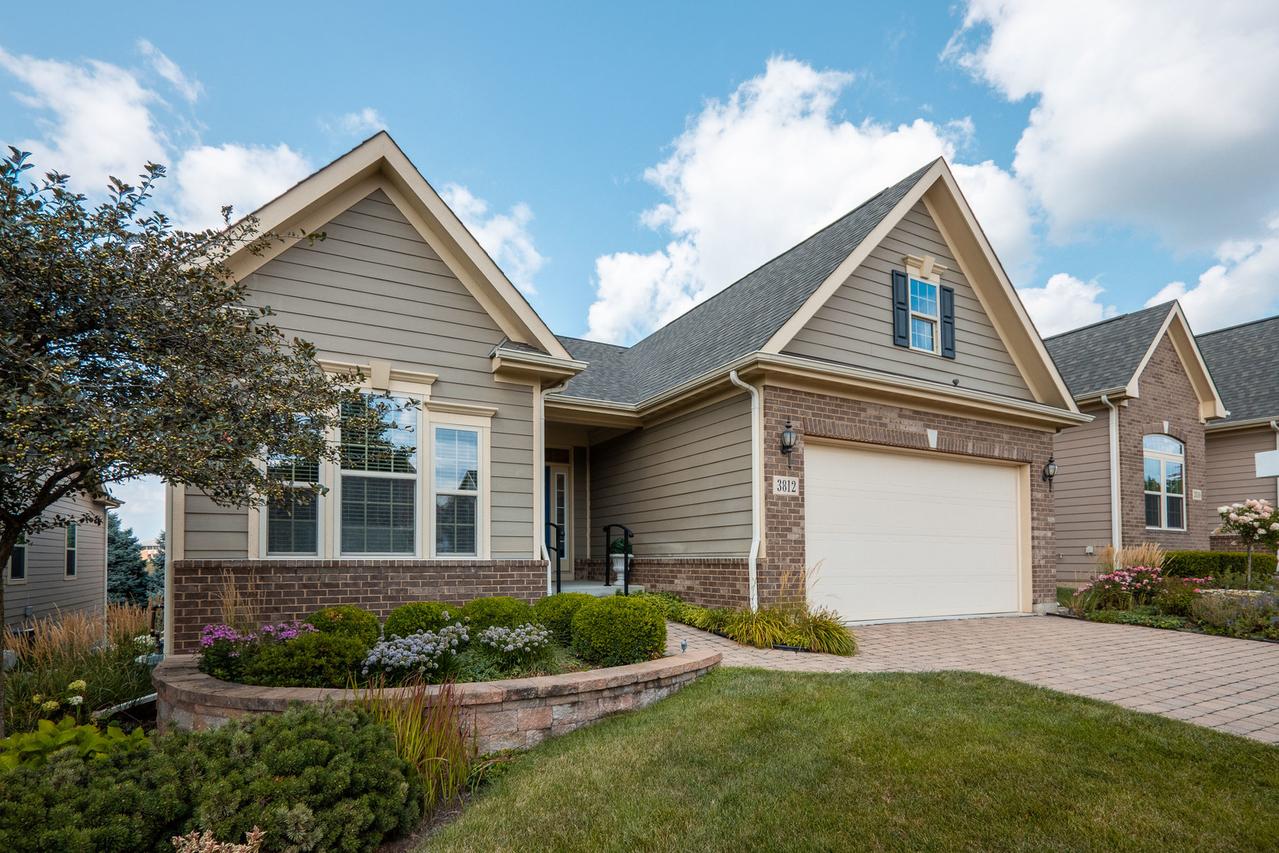 3812 Ridge Pointe Dr., Geneva, IL 60134