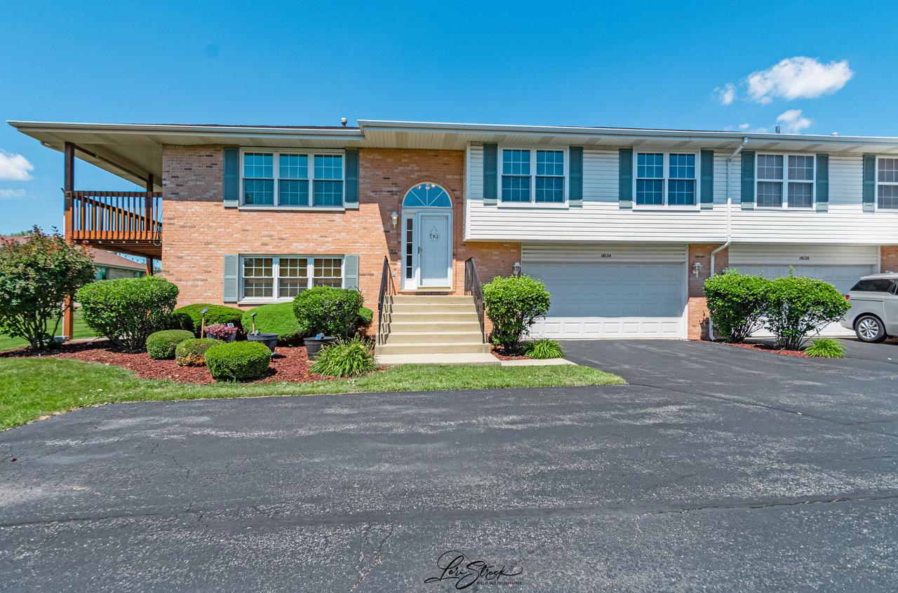 18124 Kirby Dr., Tinley Park, IL 60487