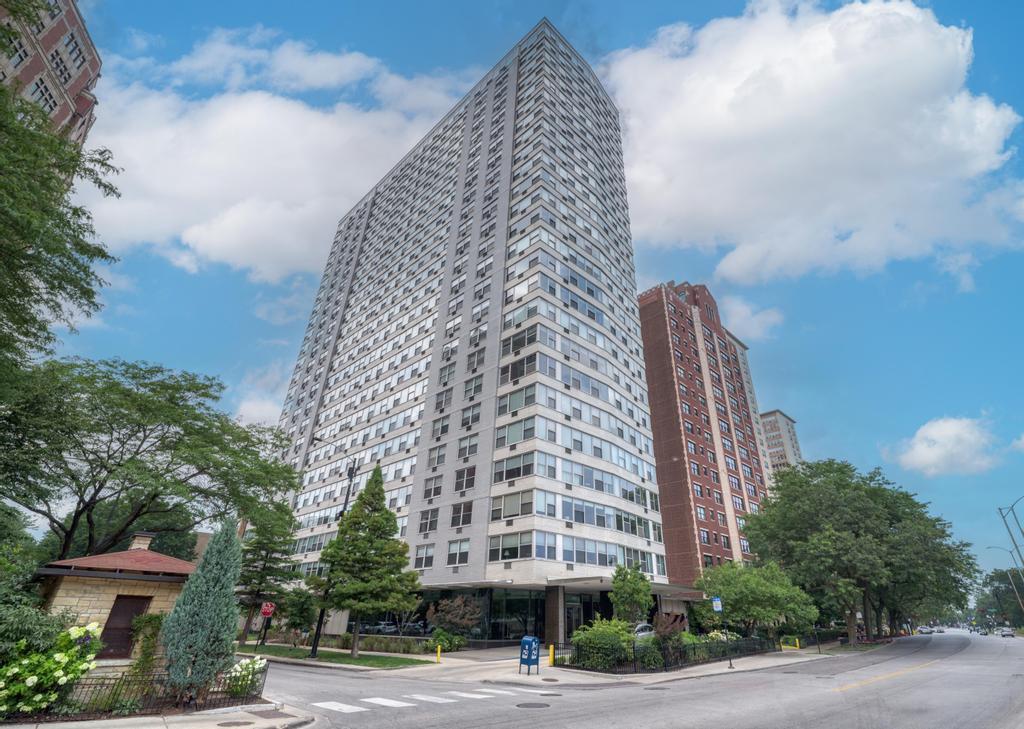 3900 N Lake Shore Dr. #12E, Chicago, IL 60613